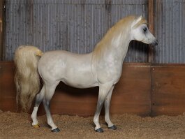Zara Fay, Arab mare. Breyer PAM r/h in the 1985